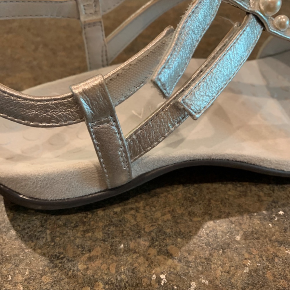Vionic sandals - Picture 4 of 4